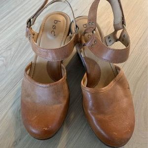 BOC Women’s Rina Wedge Sandal, Size 9